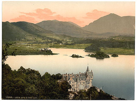 Looking towards Dalmally in Glenorchy parish, c.1900. Detroit Publishing Company.